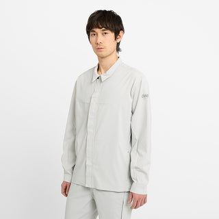 side view of ciele athletics CCJacket unisex running jacket from the Lifestyle Edition collection, in light grey color, on a model