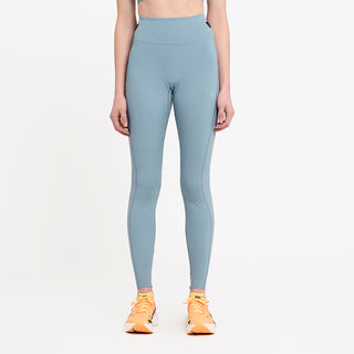 Model_Text: model is 5'7" and wears a x-small