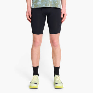 Model_Text: model is 6'2" and wears a medium