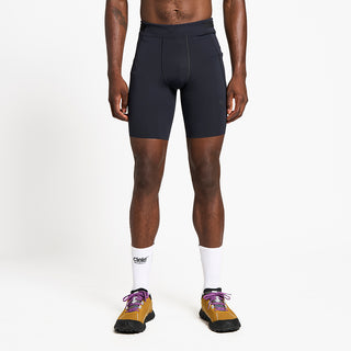 front view of ciele athletics FSTTight 8 inch short running tight in shadowcast on a model