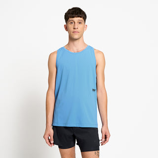 front view of ciele athletics DLYTSinglet lightweight and performance driven singlet in dusty blue on a model