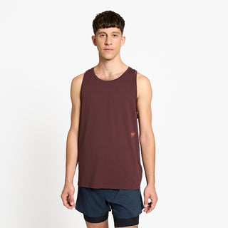 front view of ciele athletics DLYTSinglet lightweight and performance driven singlet in dark wine red on a model