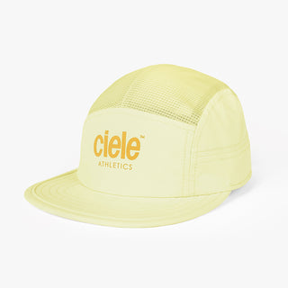 front view of ciele athletics GOCap unisex running hat in glade color