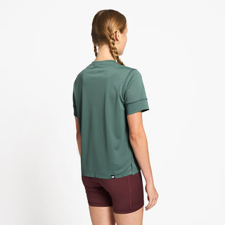 back view of ciele athletics FSTTShirt lightweight and performance driven T-Shirt in silver pine on a model