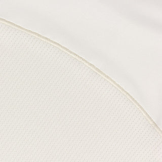close view of the breathable fabrics on the ciele athletics DLYTShirt lightweight and performance driven singlet in rainy day