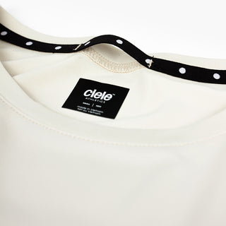 close view of the quick dry loop on the ciele athletics DLYTshirt lightweight and performance driven T-Shirt in rainy day