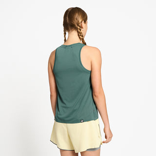 back view of ciele athletics FSTSinglet lightweight and performance driven singlet in silver pine on a model